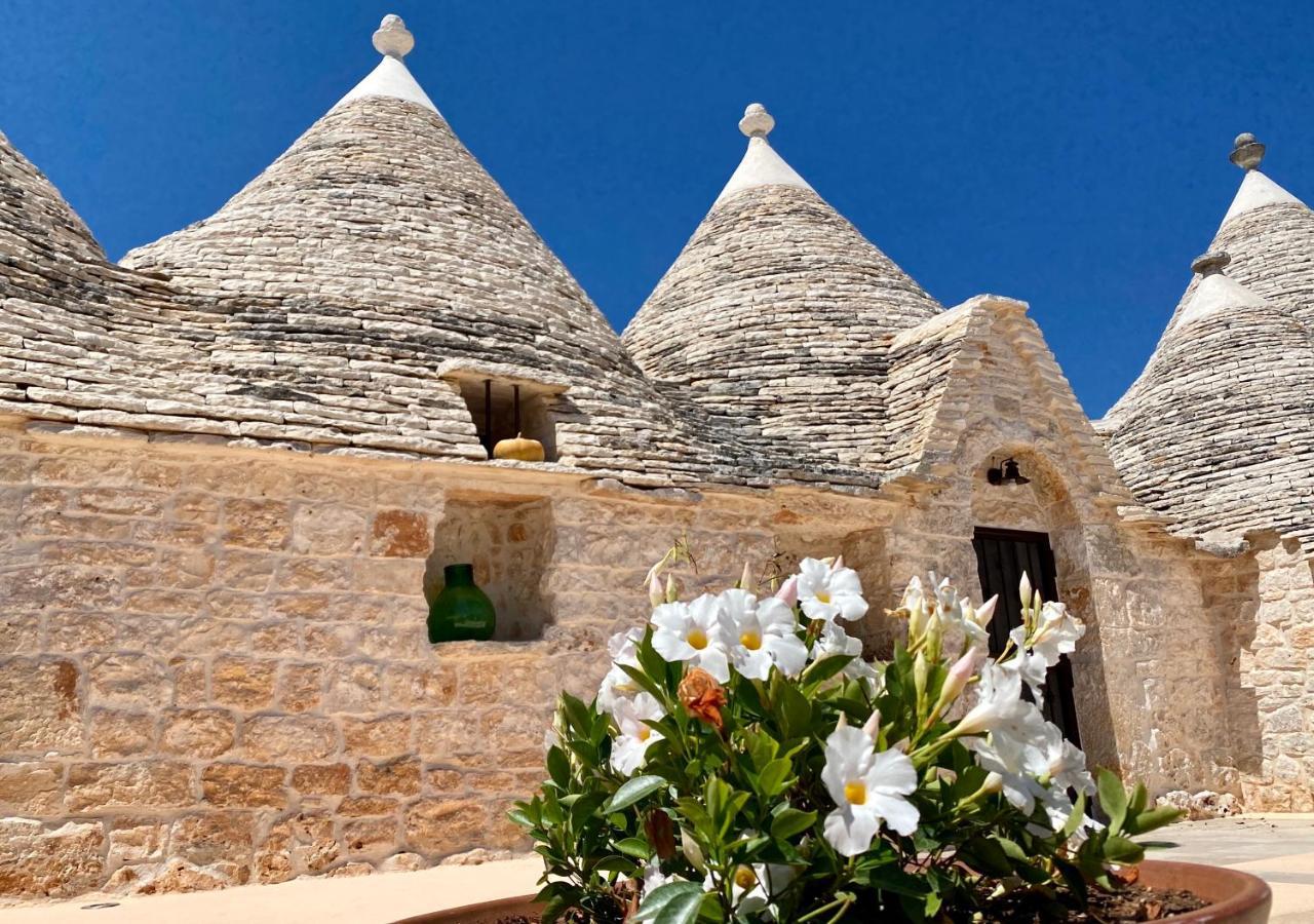 I Trulli Del Fauno Hotell Alberobello Exteriör bild