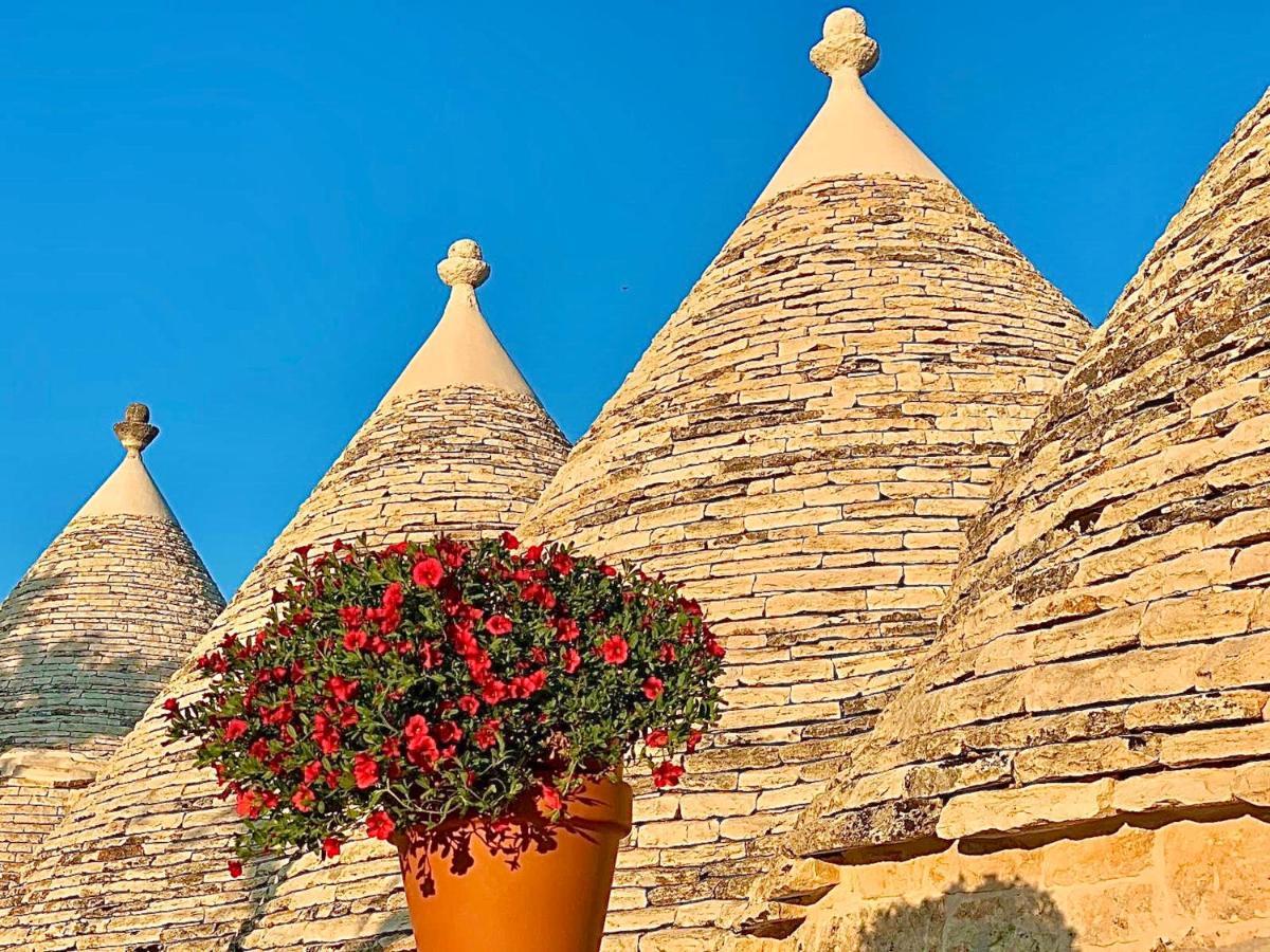 I Trulli Del Fauno Hotell Alberobello Exteriör bild