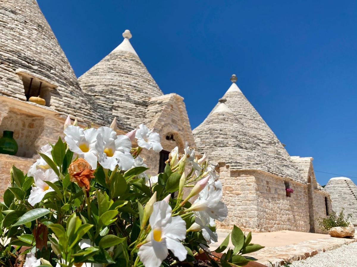 I Trulli Del Fauno Hotell Alberobello Exteriör bild